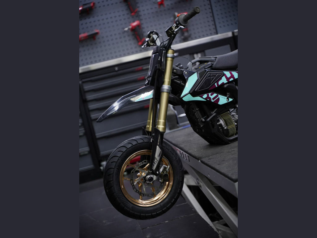 Sur-Ron Hyper Bee (off-road)