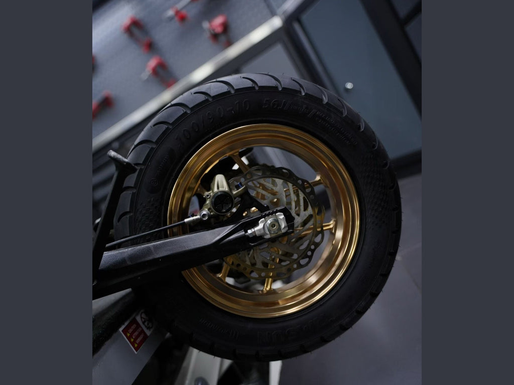 Sur-Ron Hyper Bee (off-road)